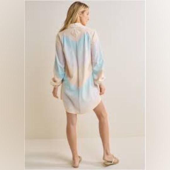 VENUS Dresses & Skirts - VENUS Cream Blue and Purple Linen Shirt Dress Coverup size Small NWOT